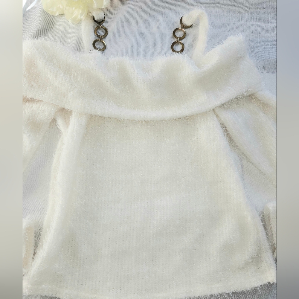 Chic Off-Shoulder Cream Sweater